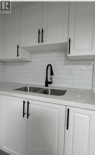 1372 Rebecca Street, Oakville (Bronte East), ON - Indoor Photo Showing Kitchen With Double Sink