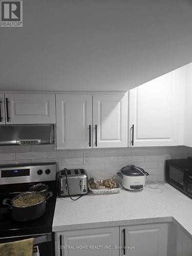 1372 Rebecca Street, Oakville (Bronte East), ON - Indoor Photo Showing Kitchen