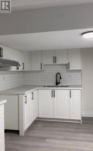 1372 Rebecca Street, Oakville (Bronte East), ON - Indoor Photo Showing Kitchen