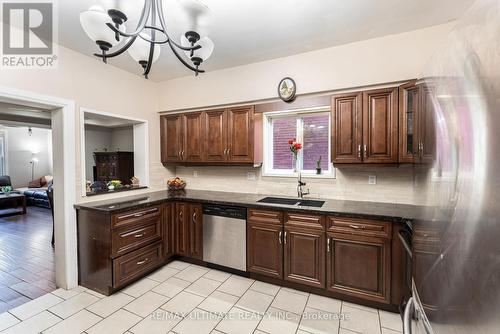 21 Severn Street, Hamilton (Central), ON - Indoor Photo Showing Kitchen With Double Sink