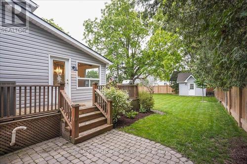 105 Victoria Street, Hamilton (Waterdown), ON - Outdoor