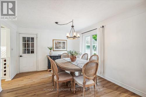 105 Victoria Street, Hamilton (Waterdown), ON - Indoor Photo Showing Dining Room