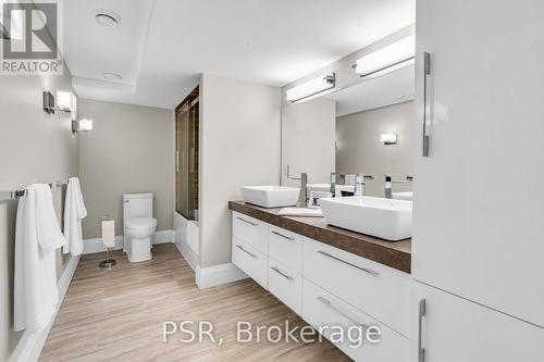 370 Fraser Street, Gravenhurst, ON - Indoor Photo Showing Bathroom