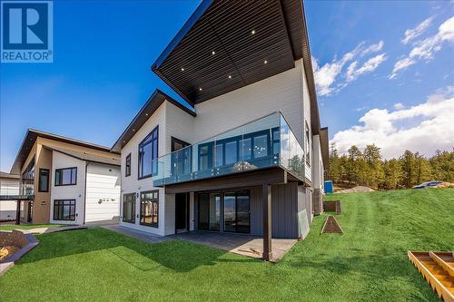 2302 Lavetta Drive, Kelowna, BC - Outdoor