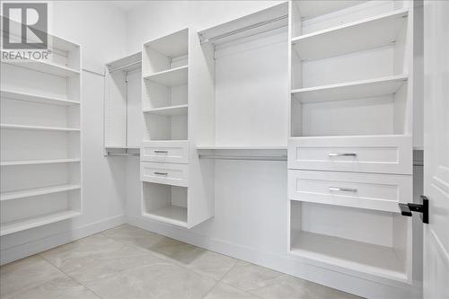 2302 Lavetta Drive, Kelowna, BC - Indoor With Storage