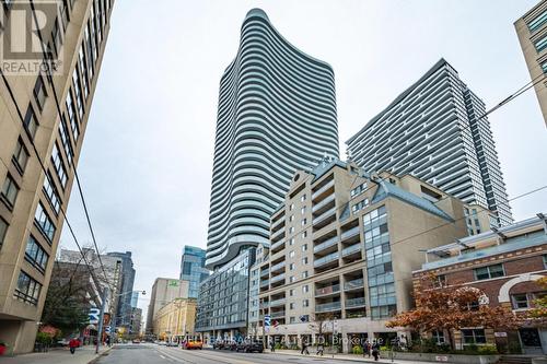 419 - 403 Church Street, Toronto (Church-Yonge Corridor), ON - Outdoor With Balcony With Facade