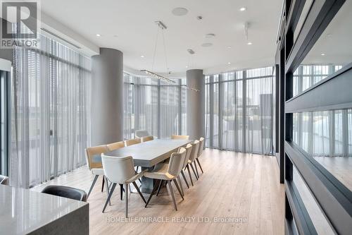 419 - 403 Church Street, Toronto (Church-Yonge Corridor), ON - Indoor Photo Showing Dining Room