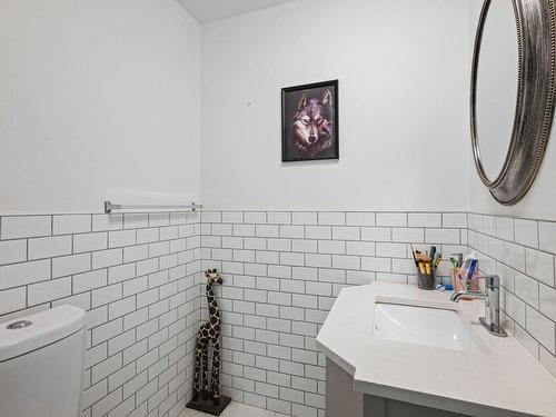 Powder room - 709  - 709B Ch. De La Rivière N., Saint-Eustache, QC - Indoor Photo Showing Bathroom