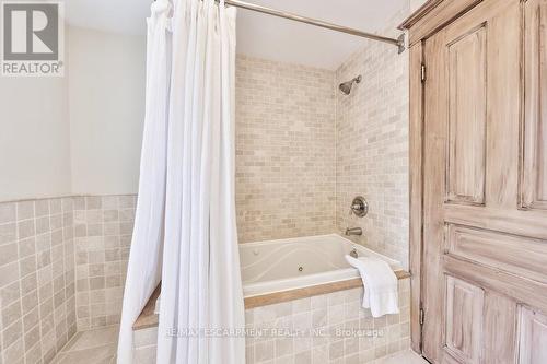 1567 Steveles Crescent, Mississauga, ON - Indoor Photo Showing Bathroom