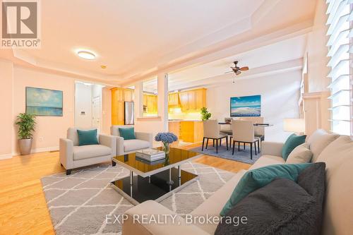 13 - 5151 Upper Middle Road, Burlington (Orchard), ON - Indoor Photo Showing Living Room