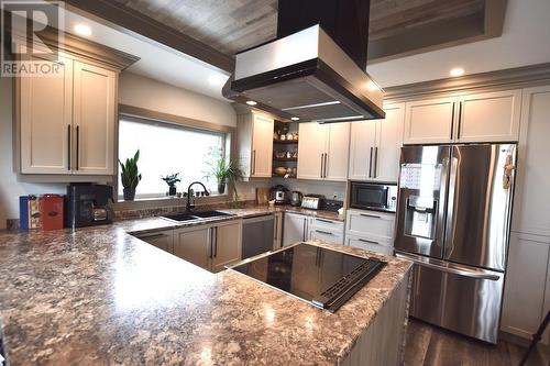 13 Victoria Ave, Blind River, ON - Indoor Photo Showing Kitchen With Double Sink With Upgraded Kitchen