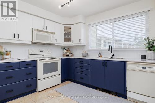 9 - 4 Paradise Boulevard, Ramara (Brechin), ON - Indoor Photo Showing Kitchen