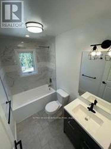 54 Marilyn Avenue S, Wasaga Beach, ON - Indoor Photo Showing Bathroom