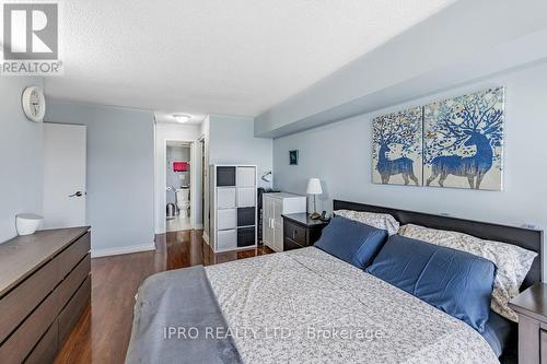 2204 - 3 Rowntree Road, Toronto (Mount Olive-Silverstone-Jamestown), ON - Indoor Photo Showing Bedroom