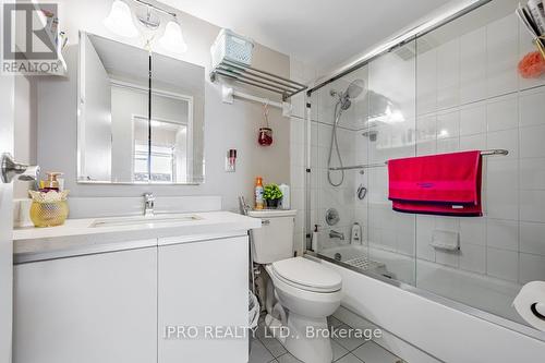 2204 - 3 Rowntree Road, Toronto (Mount Olive-Silverstone-Jamestown), ON - Indoor Photo Showing Bathroom