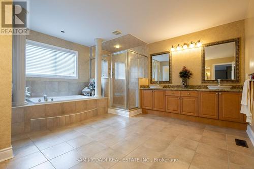 29 Concorde Drive, Brampton (Vales Of Castlemore), ON - Indoor Photo Showing Bathroom