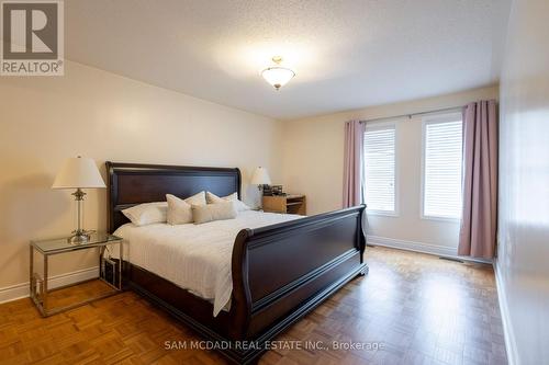 29 Concorde Drive, Brampton (Vales Of Castlemore), ON - Indoor Photo Showing Bedroom