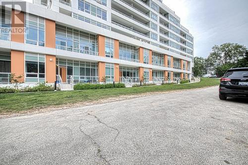 402 - 10 Wilby Crescent, Toronto (Weston), ON - Outdoor With Facade