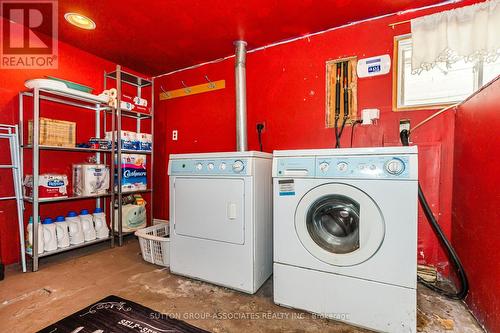 16 North Bonnington Avenue, Toronto (Clairlea-Birchmount), ON - Indoor Photo Showing Laundry Room