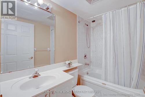 Ph#105 - 1 Lee Centre Drive, Toronto (Woburn), ON - Indoor Photo Showing Bathroom