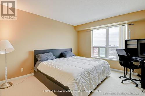 Ph#105 - 1 Lee Centre Drive, Toronto, ON - Indoor Photo Showing Bedroom