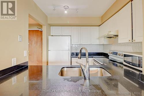 Ph#105 - 1 Lee Centre Drive, Toronto (Woburn), ON - Indoor Photo Showing Kitchen With Double Sink With Upgraded Kitchen