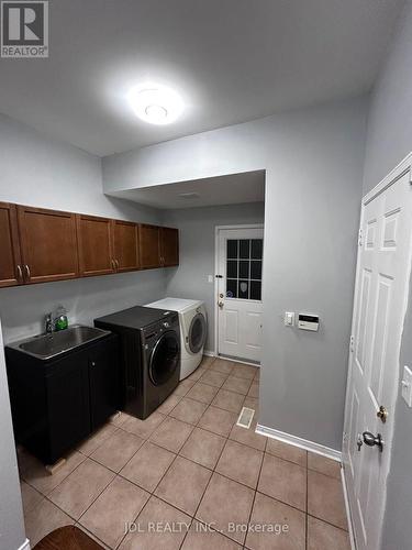 29 Dunwell Crescent, Ajax (Northeast Ajax), ON - Indoor Photo Showing Laundry Room