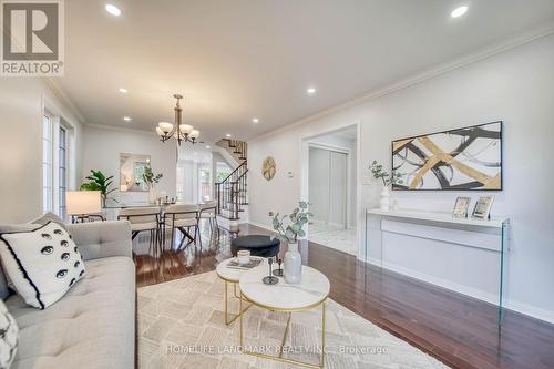 6 Majestic Drive, Markham (Berczy), ON - Indoor Photo Showing Living Room