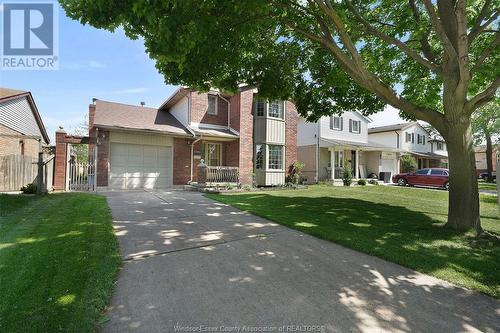 1381 Azalia Crescent, Windsor, ON - Outdoor With Facade