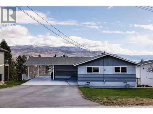 6335 Topham Place, Peachland, BC - Outdoor