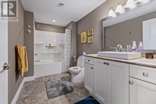 25 Powerline Road, Brighton, ON - Indoor Photo Showing Bathroom