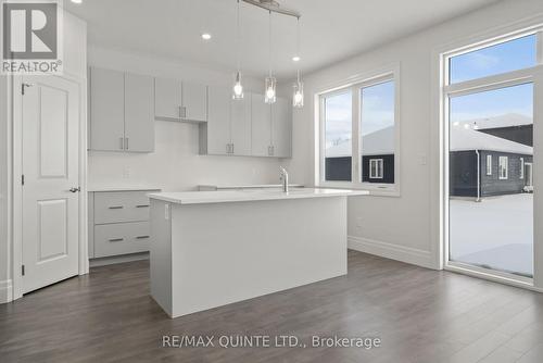 216 Beasley Crescent, Prince Edward County (Picton), ON - Indoor Photo Showing Kitchen