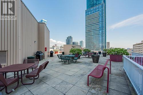 604 - 44 Gerrard Street W, Toronto, ON - Outdoor