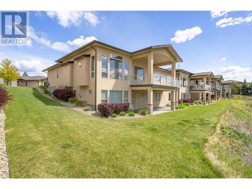 588 Harrogate Lane Unit# 17, Kelowna, BC - Outdoor