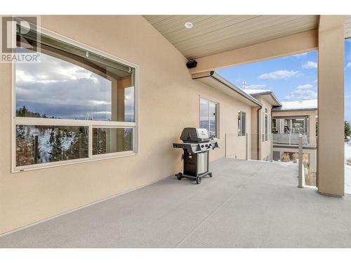 588 Harrogate Lane Unit# 17, Kelowna, BC - Outdoor With Exterior