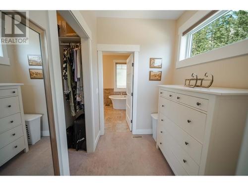 3116 53Rd Street S, Cranbrook, BC - Indoor Photo Showing Bedroom