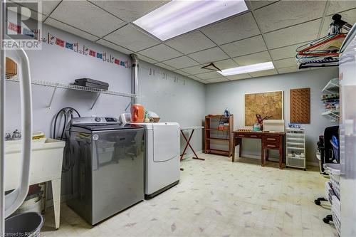 60 Lakeland Drive, Southampton, ON - Indoor Photo Showing Laundry Room