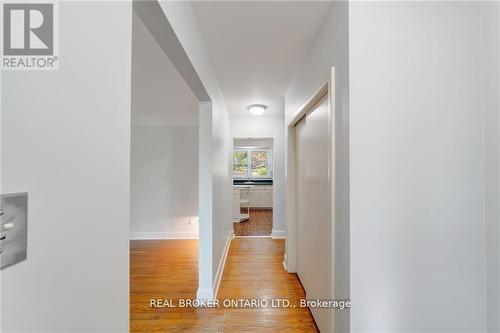 13 Ravina Court, Hamilton (Ancaster), ON - Indoor Photo Showing Other Room