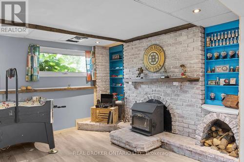 204 Camilla Crescent, Essa (Thornton), ON - Indoor With Fireplace