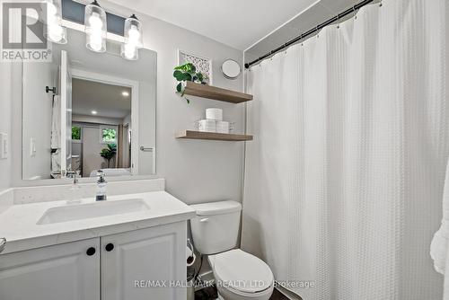 105 - 2 Dunsheath Way, Markham (Cornell), ON - Indoor Photo Showing Bathroom