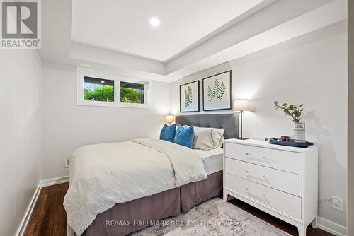 105 - 2 Dunsheath Way, Markham (Cornell), ON - Indoor Photo Showing Bedroom