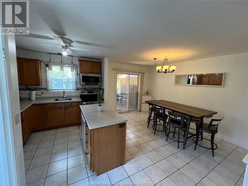 9504 Ashland Drive, Windsor, ON - Indoor Photo Showing Kitchen