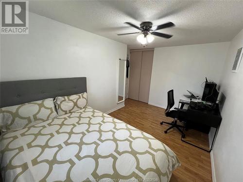 9504 Ashland Drive, Windsor, ON - Indoor Photo Showing Bedroom