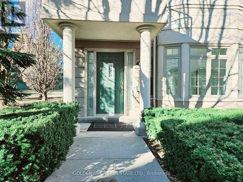 Gv128 - 17 Barberry Place, Toronto (Bayview Village), ON - Outdoor