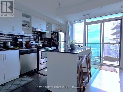 1214 - 160 Vanderhoof Avenue, Toronto (Thorncliffe Park), ON - Indoor Photo Showing Kitchen