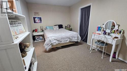 30 Railway Avenue, Success, SK - Indoor Photo Showing Bedroom