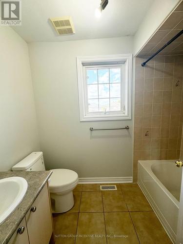 57 Penvill Trail, Barrie (Ardagh), ON - Indoor Photo Showing Bathroom