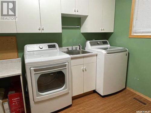 Sarauer Acreage, Annaheim, SK - Indoor Photo Showing Laundry Room