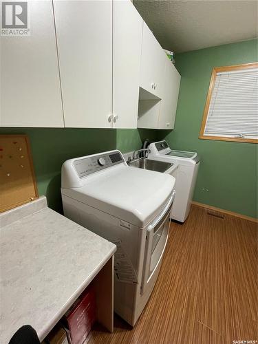 Sarauer Acreage, Annaheim, SK - Indoor Photo Showing Laundry Room