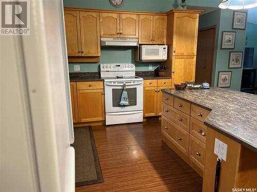 Sarauer Acreage, Annaheim, SK - Indoor Photo Showing Kitchen